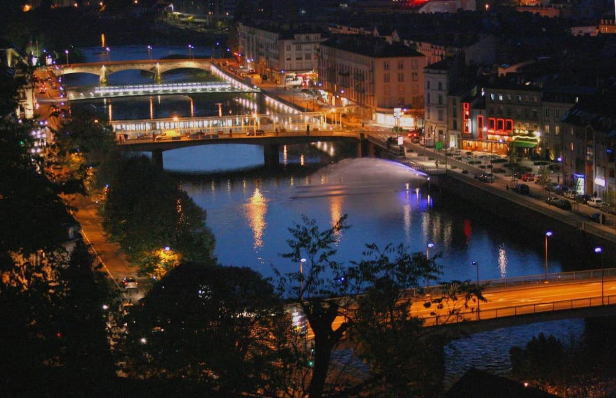 Appartement Spacieux Cosy Centre Epinal !!! Dış mekan fotoğraf