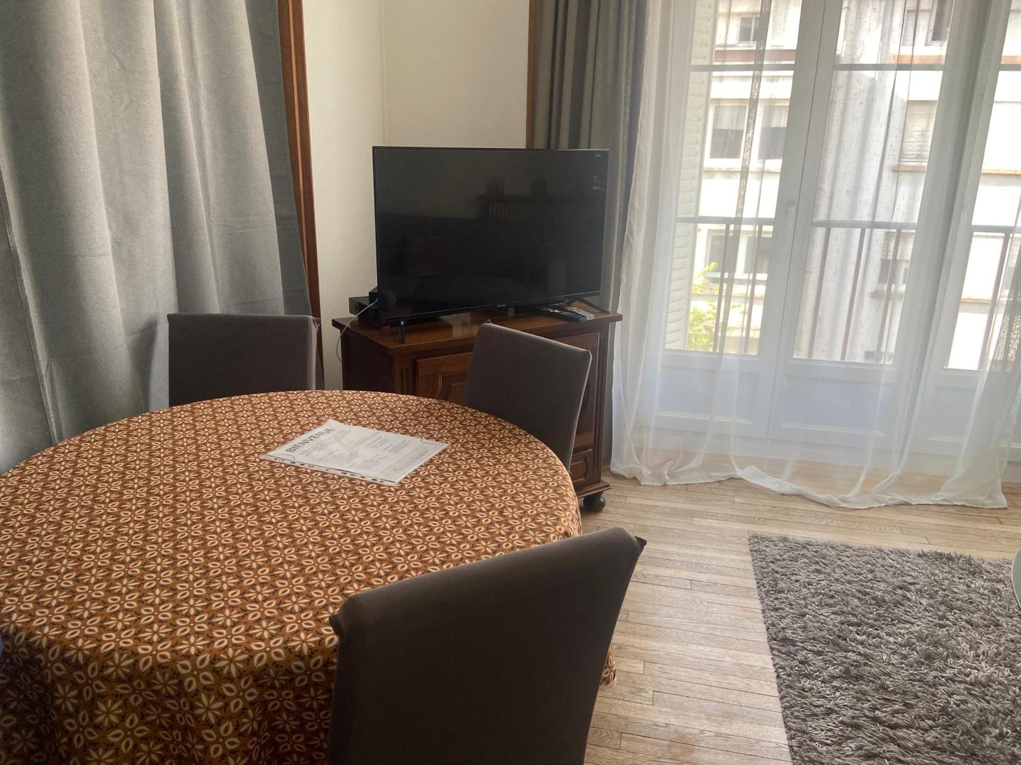 Appartement Spacieux Cosy Centre Epinal !!! Dış mekan fotoğraf